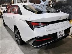 هیوندای ئەلەنترا
